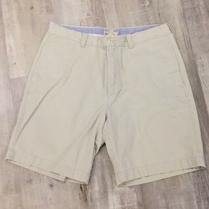 J. Crew kaki men’s chino shorts